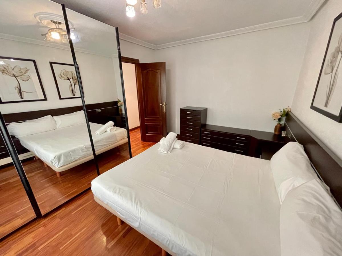 Apartamento Reyes De Espana / Free Parking & Wi Fi Salamanca Eksteriør bilde
